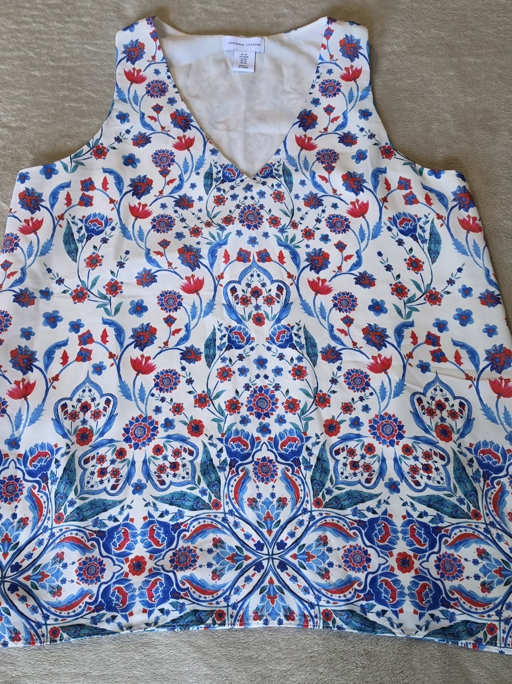 Adrienne Vittadini White Camisole with Blue & Red Floral Print Med. - Picture 3 of 6